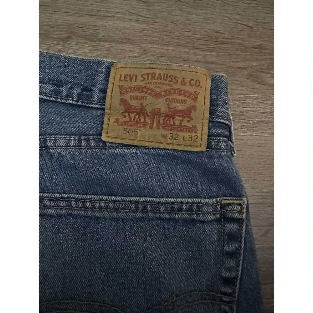 Levis 505 Jeans‎ Mens 32x32 Blue Regular Straight Mid Rise Medium Wash